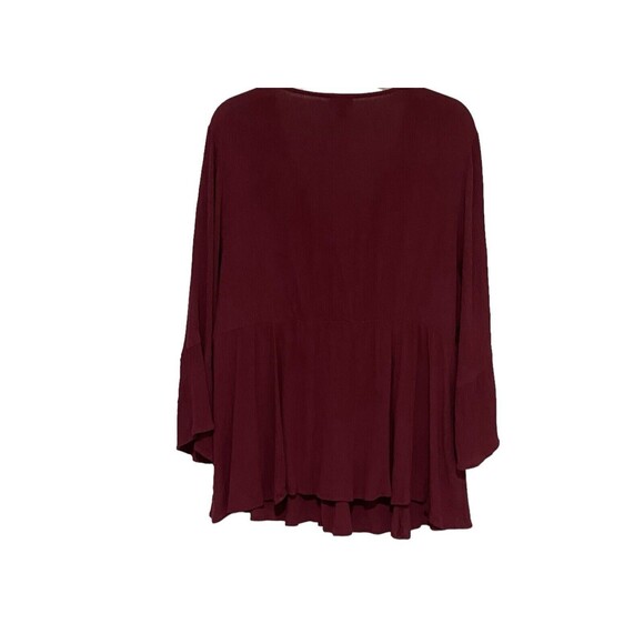 Torrid  Flowy Top, 3/4 sleeve with lace detail Maroon Size 2 - Picture 2 of 16